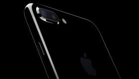 По данным WSJ, Apple имеет 10 прототипов iPhone 8, один с изогнутым экраном