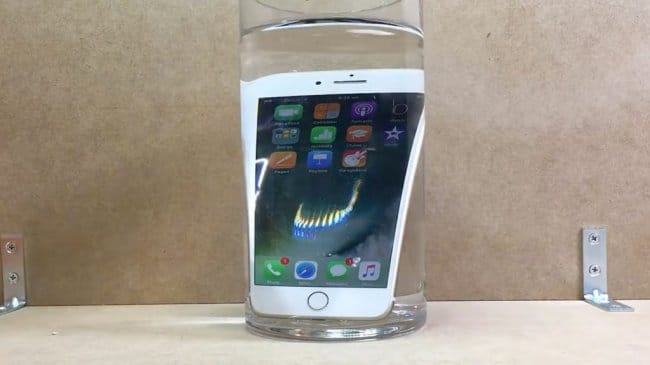 iPhone 8 будет еще лучше защищен от воды 